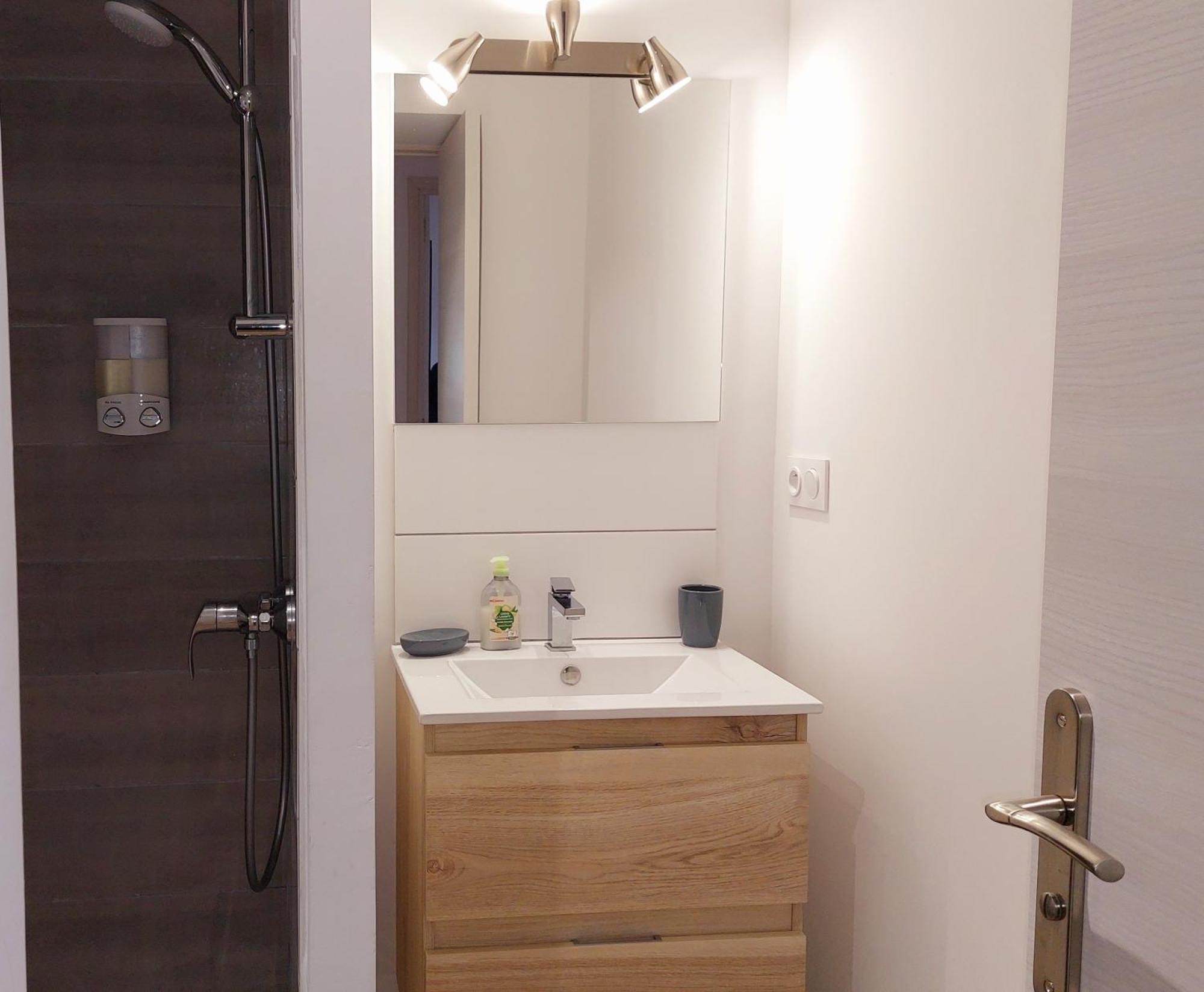 Appartamento Duplex Cocoon - 10 Min De Blaye - 20 Min Cnpe - Wifi - Tv Hd Saint-Seurin-de-Cursac Esterno foto